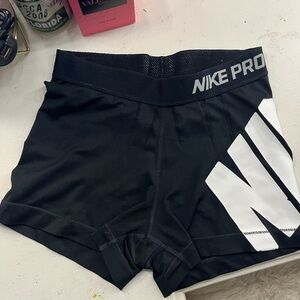 Nike Pro Women's Black and White